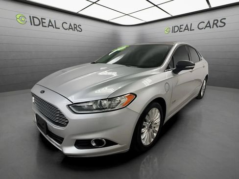 Used 2013 Ford Fusion Energi SE w/ Driver Assist Pkg FWD image 1