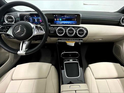 New 2025 Mercedes-Benz CLA 250 CLA 250 image 5