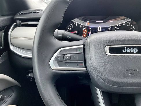 Used 2024 Jeep Compass Limited AWD/4WD image 18