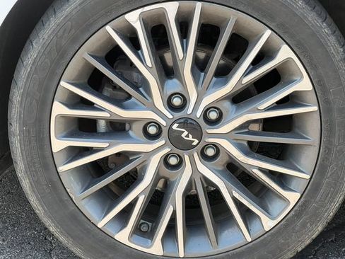 Used 2022 Kia Forte GT-Line FWD image 5