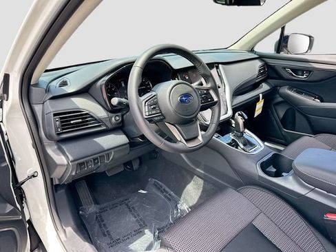 Used 2025 Subaru Outback Premium w/ Popular Package #1A AWD/4WD image 9