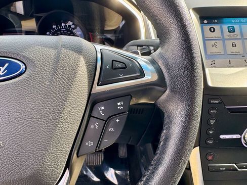 Used 2019 Ford Edge Titanium AWD/4WD image 31