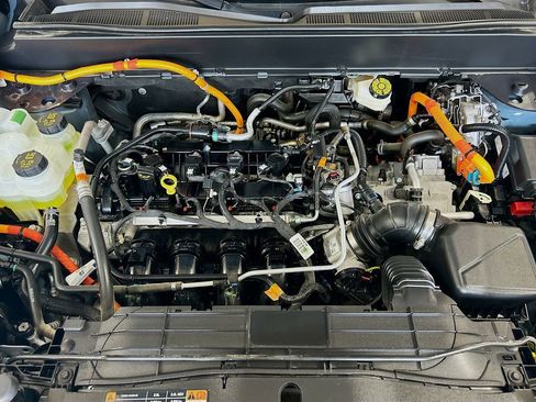 Used 2024 Ford Maverick XLT FWD image 25