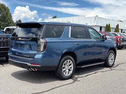Certified 2025 Chevrolet Tahoe Premier AWD/4WD image 2