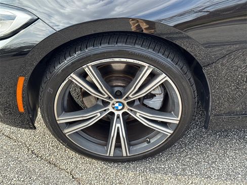 Used 2020 BMW 330i Sedan w/ Driving Assistance Package image 11