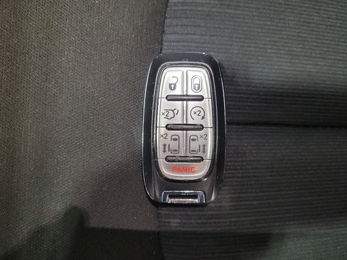 Used 2023 Chrysler Voyager LX FWD image 32
