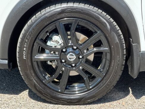 Used 2021 Nissan Kicks SR w/ SR Premium Package FWD image 26