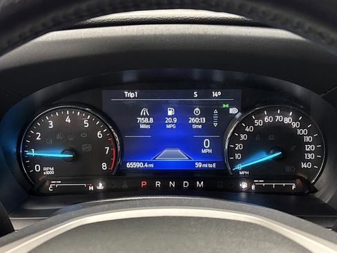 Used 2023 Ford Explorer XLT image 18