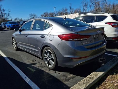 Used 2017 Hyundai Elantra Limited w/ Limited Tech Package 04 image 4