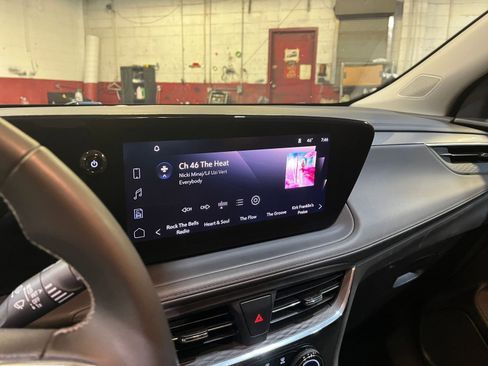 Used 2025 Buick Encore GX Preferred image 21