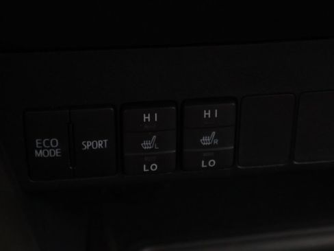 Used 2013 Toyota RAV4 Limited FWD image 26