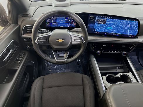 Used 2025 Chevrolet Tahoe LS image 22