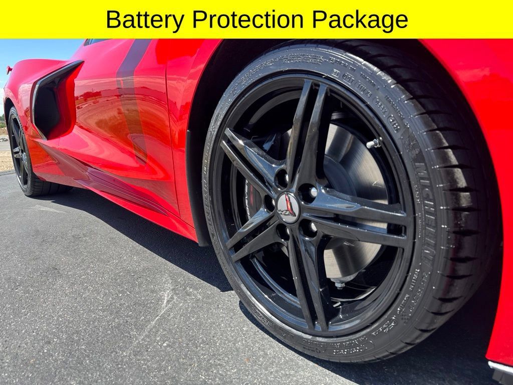 Used 2026 Chevrolet Corvette Stingray Coupe w/ Z51 Performance Package RWD image 9