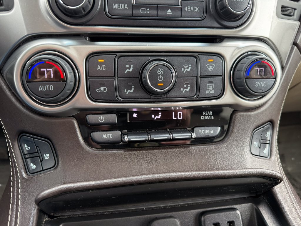 Used 2019 Chevrolet Tahoe Premier AWD/4WD image 16