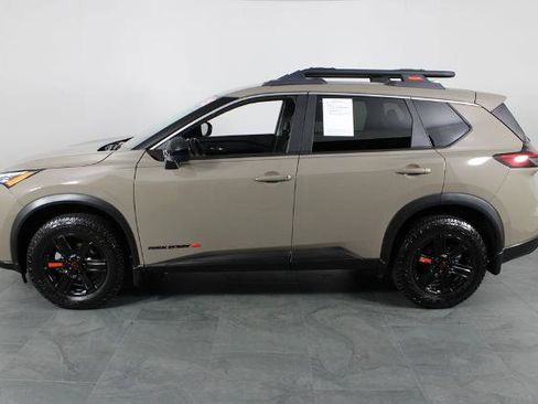 Certified 2025 Nissan Rogue SV AWD/4WD image 12