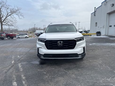 Used 2023 Honda Pilot Elite image 16