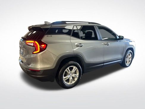 Certified 2024 GMC Terrain SLE w/ Driver Convenience Package AWD/4WD image 5
