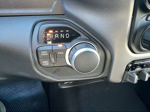 Used 2024 RAM 2500 Big Horn w/ Bed Utility Group image 31