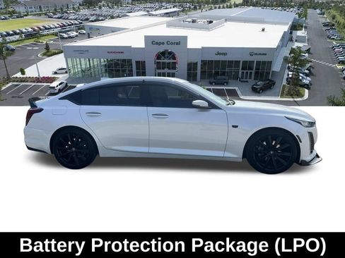 Used 2020 Cadillac CT5 Luxury w/ Sun And Sound Package RWD image 4