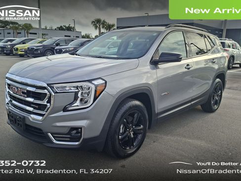 Used 2023 GMC Terrain AT4 AWD/4WD image 1