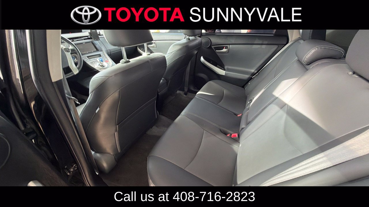Used 2013 Toyota Prius Five FWD image 6