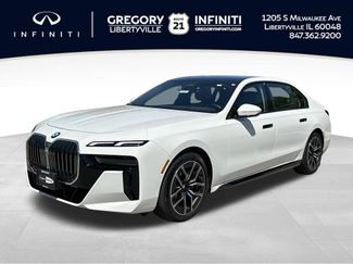 Used 2025 BMW 740i xDrive AWD/4WD video 1