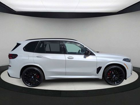 New 2026 BMW X5 M60i w/ Climate Comfort Package image 9