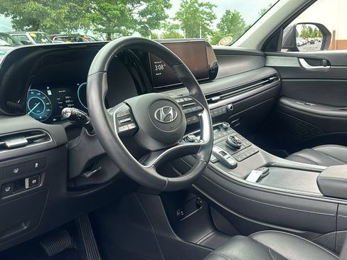 Used 2024 Hyundai Palisade Limited AWD/4WD image 27
