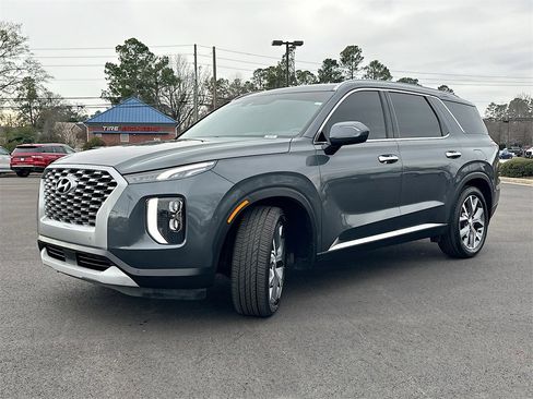 Used 2021 Hyundai Palisade SEL w/ Convenience Package image 2