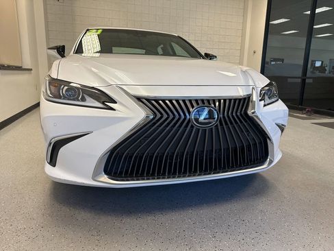 Used 2021 Lexus ES 250 w/ Premium Package AWD/4WD image 39
