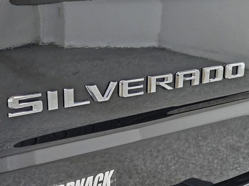 Used 2021 Chevrolet Silverado 1500 LT Trail Boss w/ Convenience Package II AWD/4WD image 34