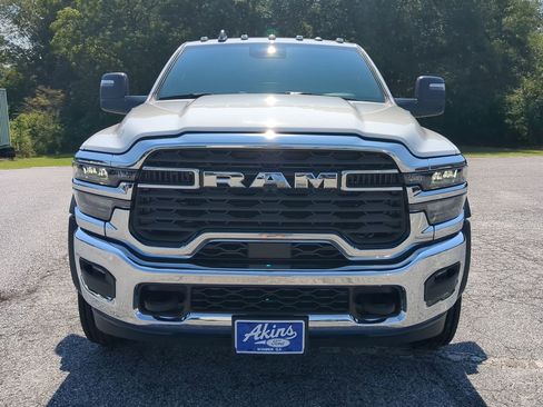 New 2025 RAM 4500 Tradesman image 7