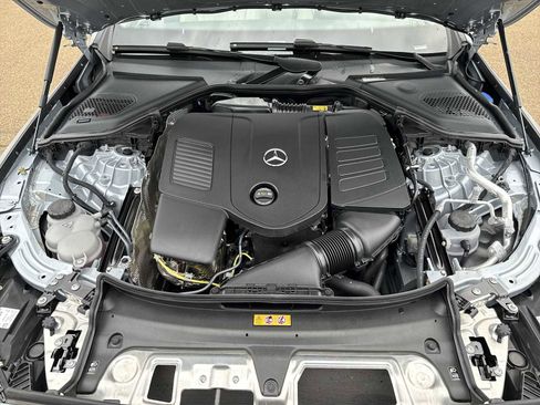 Used 2026 Mercedes-Benz E 350 4MATIC Sedan image 13