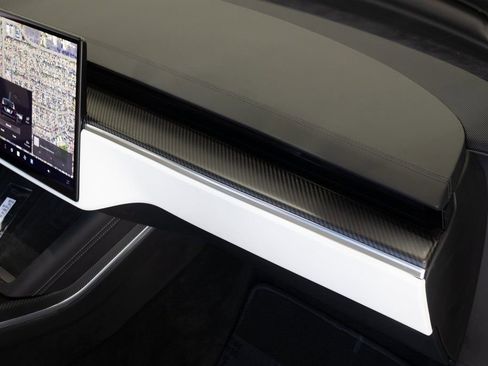 Used 2022 Tesla Model X Plaid image 22