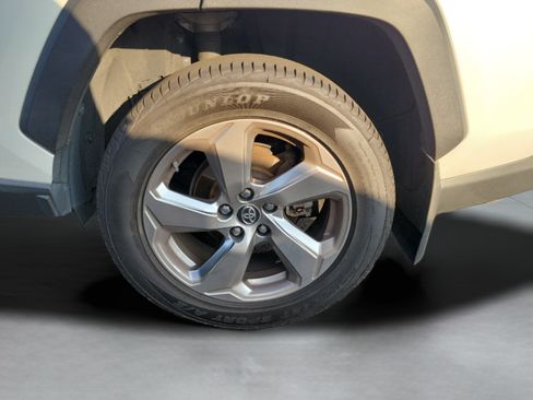 Used 2019 Toyota RAV4 Limited w/ Limited Grade Weather Package AWD/4WD image 23