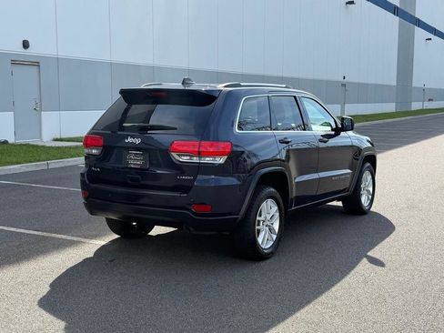 Used 2017 Jeep Grand Cherokee Laredo w/ Quick Order Package 23E AWD/4WD image 6