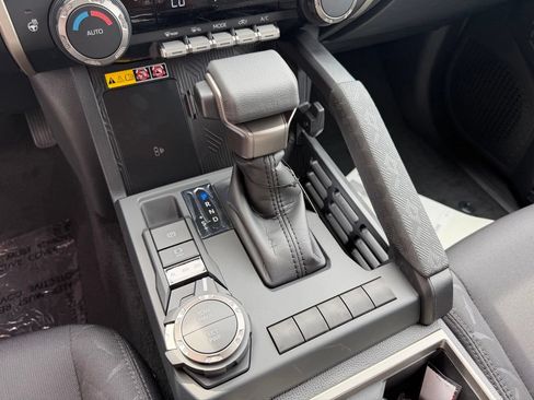 New 2026 Toyota Tacoma SR5 AWD/4WD image 12