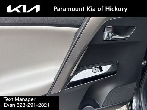 Used 2017 Toyota RAV4 Limited image 12