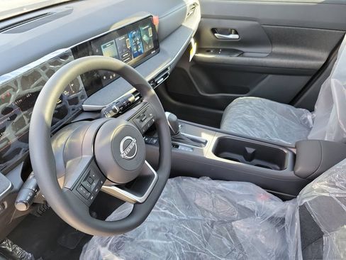 New 2026 Nissan Kicks SV w/ SV Premium Package AWD/4WD image 14