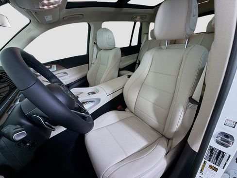New 2026 Mercedes-Benz GLS 450 4MATIC image 12