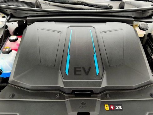 Used 2023 Hyundai Ioniq 5 SEL image 26