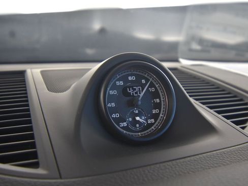 New 2025 Porsche Macan S image 35