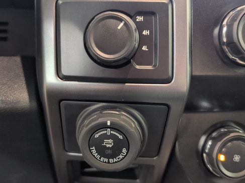Used 2019 Ford F150 XLT w/ Equipment Group 302A Luxury AWD/4WD image 15
