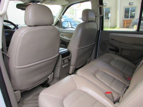 Used 2003 Ford Explorer Sport XLT image 23