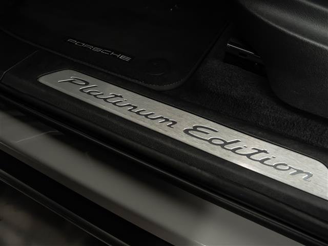 Certified 2023 Porsche Cayenne Platinum Edition AWD/4WD image 25