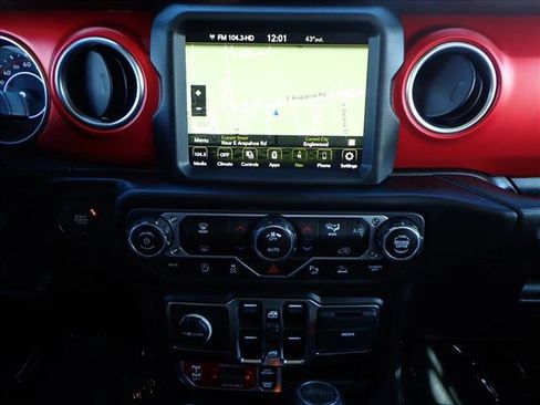 Used 2022 Jeep Gladiator Rubicon w/ Safety Group image 14