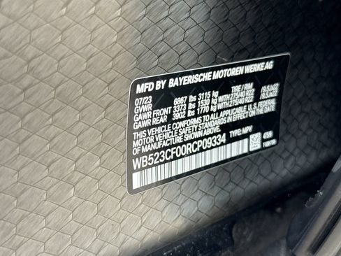 Used 2024 BMW iX xDrive50 w/ Premium Package AWD/4WD image 44