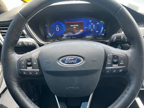 Used 2020 Ford Escape SE Sport image 5