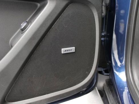 Used 2023 Chevrolet Traverse LT w/ LT Premium Package image 10