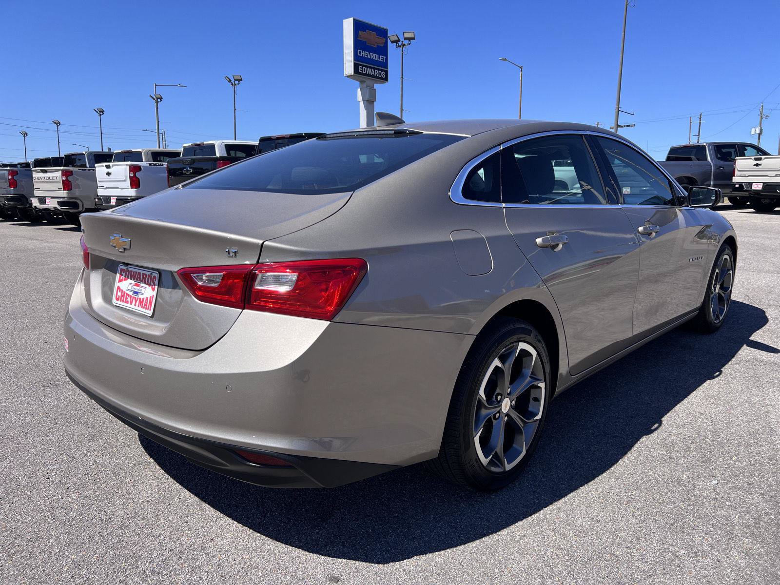 Used 2024 Chevrolet Malibu LT FWD image 33